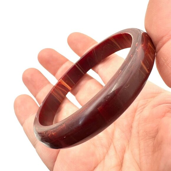 Vintage Bakelite Women's Bangle Bracelet Wide Bright Brown Red Swirl - Picture 1 of 3
